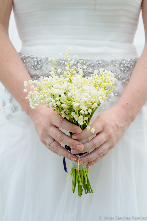 bride getting ready sotogrande wedding photography